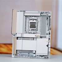 AMD下代X970E主板不换芯！但终于完整支持CUDIMM/CAMM