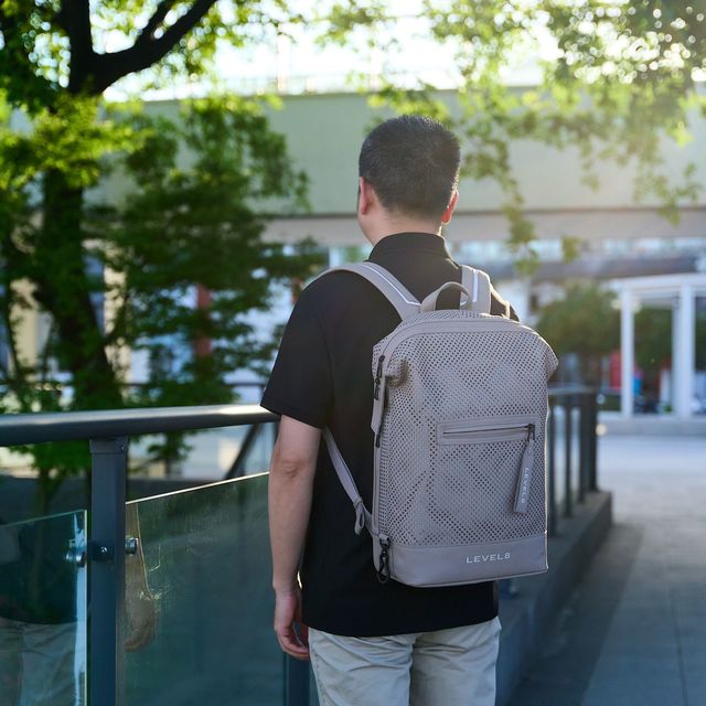 摊牌了，地平线8号INFINITY就是我的职场人本命包