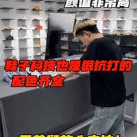 世纪vapro网球鞋 颜值非常高 鞋子科技也是很抗打配色齐全 兄弟们放心冲！