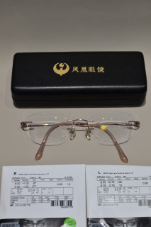 吉安蔡司/依视路镜片选购｜正品怎么辨？授权门店实测推荐