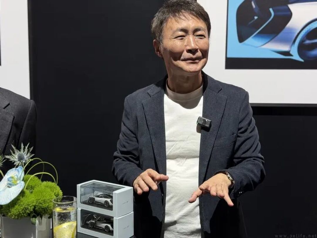 小米从游戏里“开出来”的超跑，到底藏着什么底气？