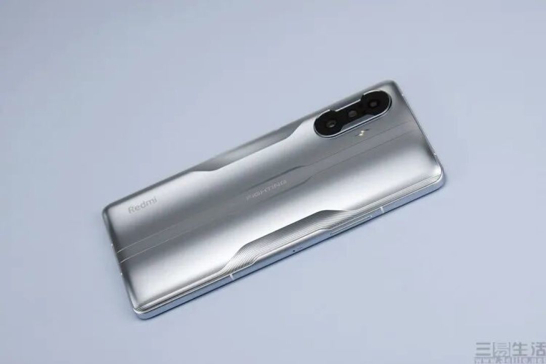 REDMI K90 Max评测:更纯粹的性能大魔王