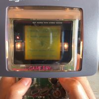 GAMEBOY和放大镜、扩展摇杆按键、扩音器、烧录卡