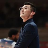 木拉提+李春江？新疆男篮下赛季主教练猜想！本土教练+冠军教头组合或是最佳选择！