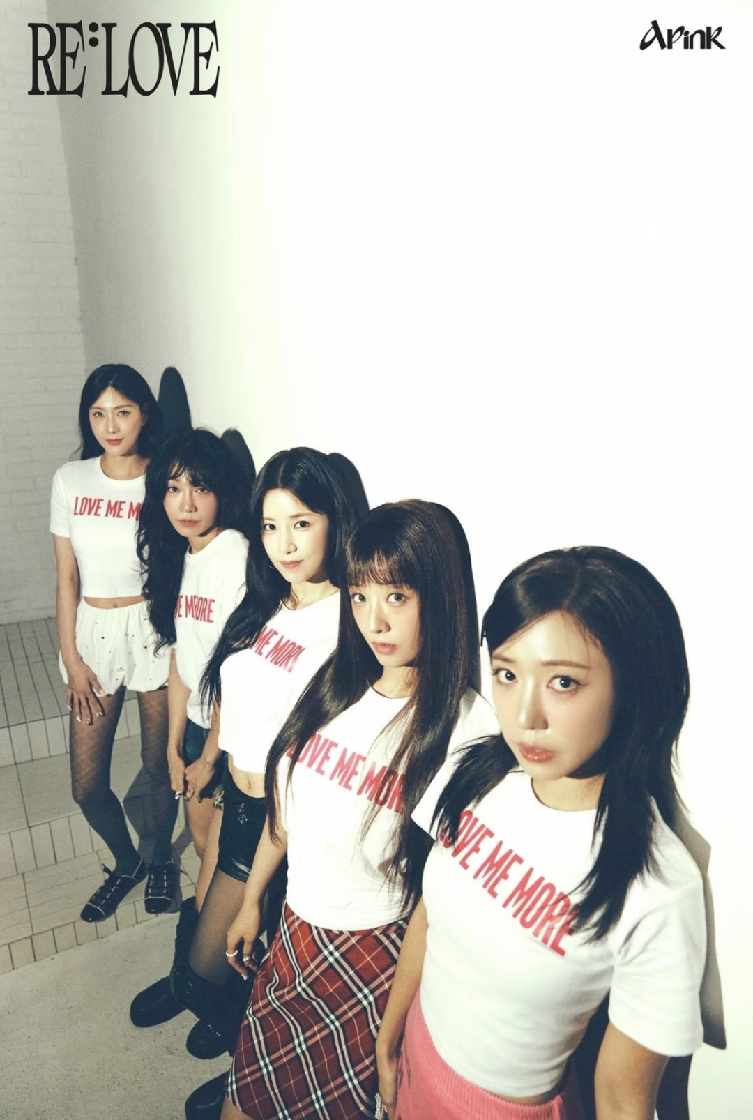 KPOP回归潮评:前辈炸场,新人混战,谁在定义新流行?