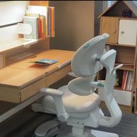 怎么一次性买到能用十年的儿童学习桌？一步到位不浪费！