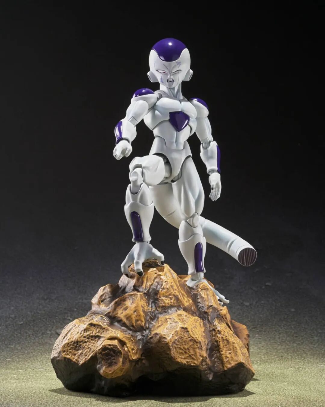 万代SHF《龙珠Z》弗利萨最终形态公布！2026年10月发售