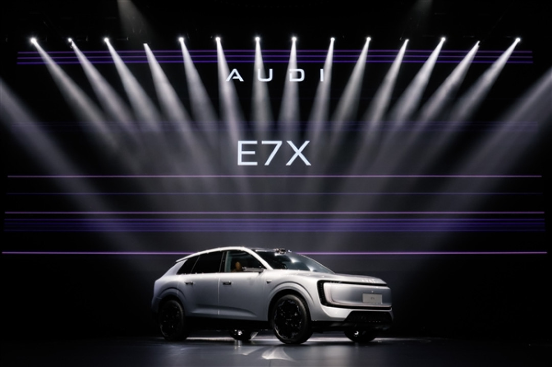 全系标配900V高压超充平台 上汽奥迪E7X预售:28.98万起