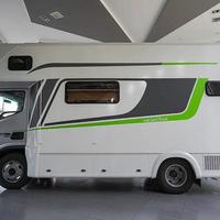 33.8万元！绿牌双擎+满油满电1200km续航！C本能开的混动房车，新星旅行官