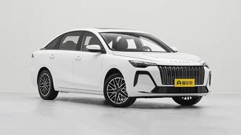 荣威i6 2026款1.5L臻久版，家用燃油轿车新标杆