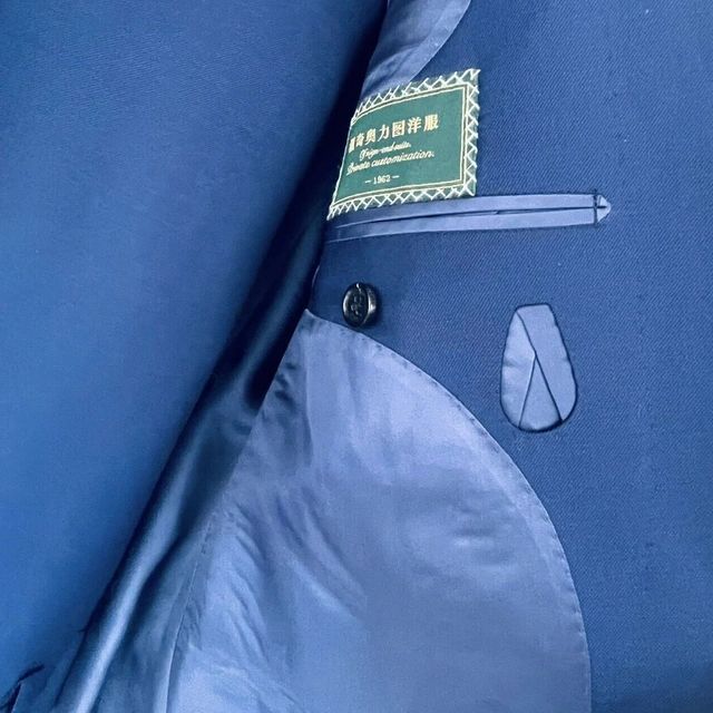 预算8000元内选西装，别被Logo骗了：半麻衬才是通勤党的真正体面