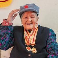 105岁全国唯一健在红军女战士王全英，她的养生之道只有七个字——“自己的事自己做”~