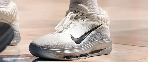【NBA每日上脚】Hustle3外星人专属，文班亚昕啥时候上脚？