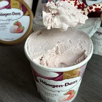 集齐了哈根达斯6种草莓味🍓测评合集😋