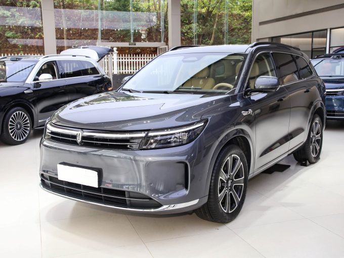 问界新能源车