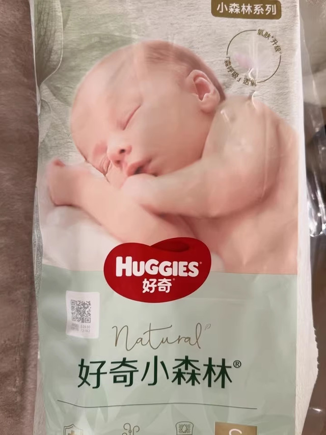 好奇小森林拉拉裤凭实力圈粉，敏宝的“透氧”本命好物