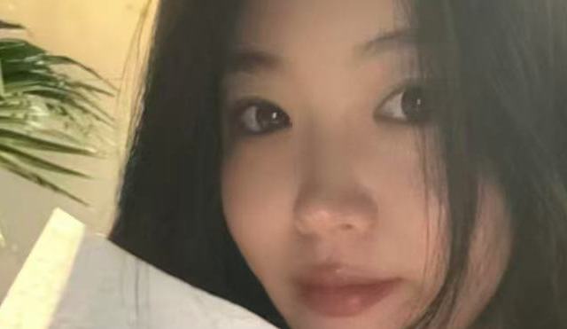 黑头反复用什么泥膜？这款净颜泥膜帮我稳住皮肤状态