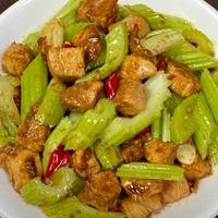 中国4大通血管食物，芹菜排第4，第1很多人想不到，中老年要多吃