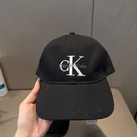 不是所有风大的帽子都适合你！！🧢极限二选一