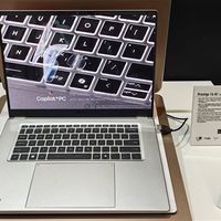 Intel B390核显神了：赛博朋克2077最高画质跑出45帧！这还不是游戏本