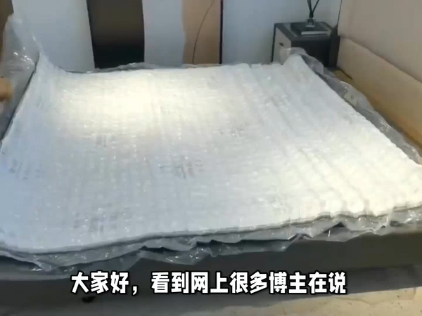 压缩床垫还是不错的