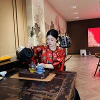 新中式穿搭：文化自信还是跟风？