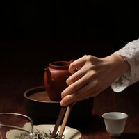 300元口粮茶混入四成非福鼎料,2000元高端款未必值回工艺溢价