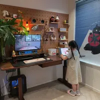 7㎡小书房丨2米升降桌，我和闺女的专属工位