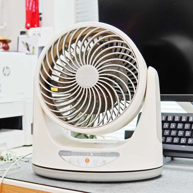 更换按键解决空气循环扇控制不良故障，顺便进行深度清洁保养