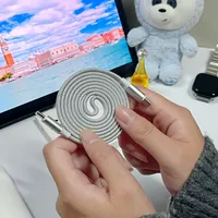 磁吸线真能治桌面杂乱？强磁自收+快充安全才是关键