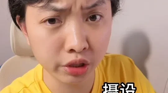 女性视角下的摄影包重构：从“将就”到“日常漫游”
