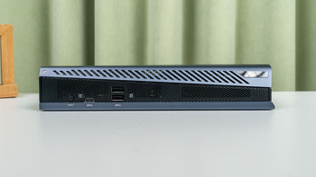 商务本无缝切换游戏本，技嘉RTX 5060 Ti AI BOX 16GB显卡拓展坞 