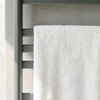 2026年浴室好物实测：芯毅与卡贝，谁才是租房党的“隐形王”？