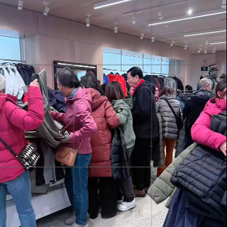 始祖鸟2026年限定款抢购规则明确：会员专享、免税店排队长龙，二级市场未现溢价