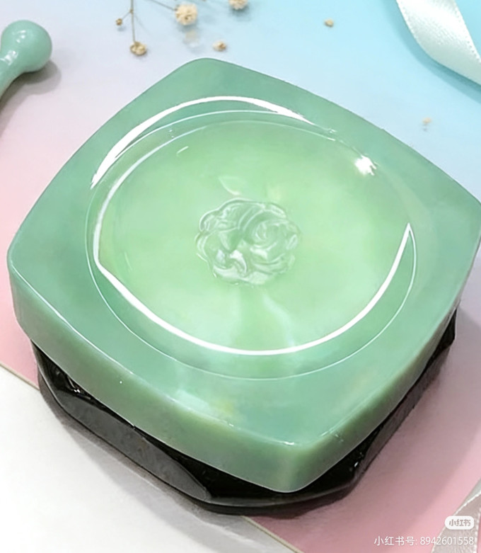 百雀羚护肤精华