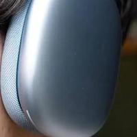 真升级了！苹果AirPods Max2实测：我终于理解为什么它敢卖这么贵