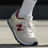 New Balance 574仍是300-500元价位综合适配性最强的复古跑鞋，但三类人千万别买