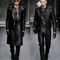 Tom Ford灯芯绒夹克溢价逻辑：不止于Logo的奢侈价值