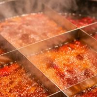 成都火锅底料批发源头工厂哪家好？资质产能价格全解析