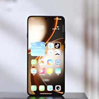 十倍潜望长焦+双哈苏2亿像素！OPPO Find X9 Ultra 评测：不止影像旗舰 更是专业摄影师的随拍神器
