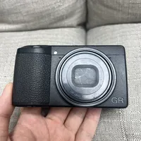 理光GR3的28mm不是万能日常镜，但它是主动记录者的最佳随身日记