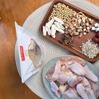 莫氏鸡煲汤料包复刻还原度高，但三类人千万别买