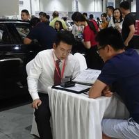 燃油车“价格屠城”！最高降幅近30%，现在该抄底还是继续等？