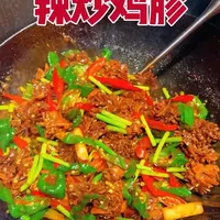 香辣脆爽辣炒鸡胗制作全攻略：食材处理与烹饪技巧详解
