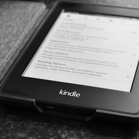亚马逊终止旧款Kindle支持 用户掀起“越狱”自救潮