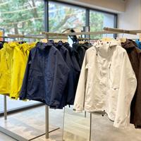 通勤买冲锋衣，90%的人选错了系列：黑标才是日常真香款