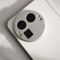 真我GT8用金属中框换质感，214g值不值得你为裸机手感买单？