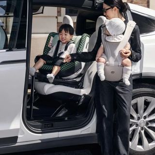 宣称能用到12岁的大童安全座椅，多数5岁就坐不下