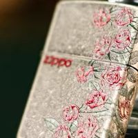 Zippo古银热恋玫瑰：实用与浪漫兼备