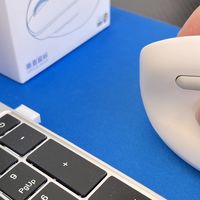 三模静音+人体工学、操控舒适：这就是西圣M1垂直鼠标